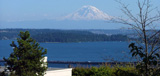 modern_exteriors_leschi-viewofmtRainier-overlakewashington-floatingbridge